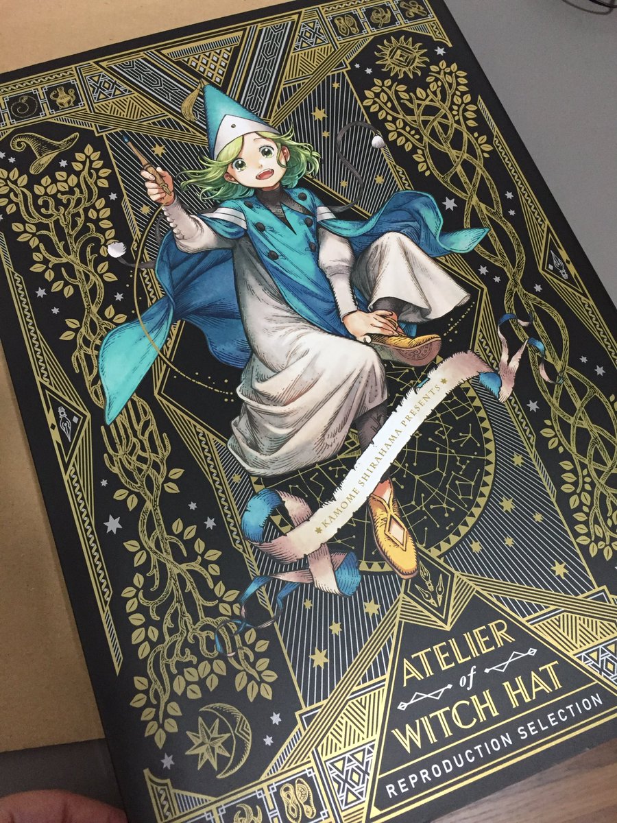 loyola_ju's tweet photo. I have a large artbook Witch Hat Atelier,  it was purchased in 2019. So beautiful! ❤️✨ many pages and illustrations! ✨✨ https://t.co/MknmhYgaSH