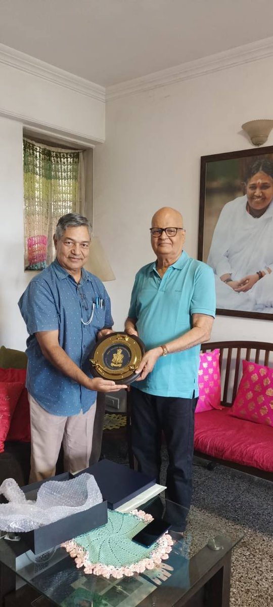 NavyVetsMumbai's tweet photo. CELEBRATING 80th MILESTONE 

Navy Foundation Mumbai Chapter, celebrated the 80th Milestone of Veteran Cmde Narahari Mahapatra (50223-T)(NFMC MUM-0079) (DoB  01 Jul 1946) at his  Kharghar residence yesterday. NFMC Committee Member, Cdr GC Rai,  on behalf of President NFMC presented the wonderful Octogenarian memento designed by DNV along with a Letter of Appreciation from DNV.  Here's wishing the dynamic Octogenarian many more delightful years on his way to a glorious century.