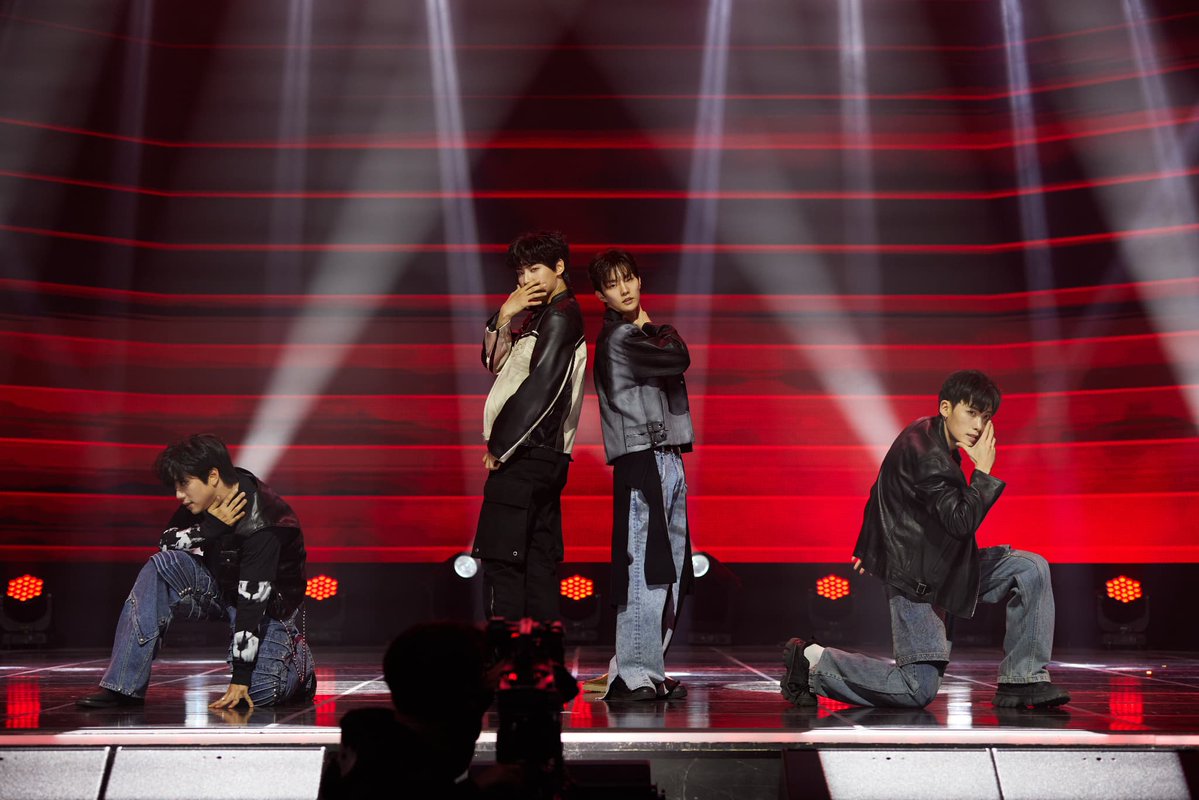 oricon's tweet photo. 人気K-POPスター出演
タイムスリップK-POPロマンスコメディー⠀
THE BOYZ・Q主演『推しデビュー』配信決定❗️
https://t.co/M2Ju02fmoZ
⠀
推しの死を阻止するため8年前へタイムスリップしたファンが、アイドル練習生として運命を変えようと奮闘する。THE BOYZ Q、イ・ジニョク、子役出身のファン・ジア 、WOOAH ナナ、tripleS カエデ、フィギュアスケート選手出身のアイサなど、人気K-POPスターが出演。推しとファンの関係を超えた“運命改変”の物語として描かれる。