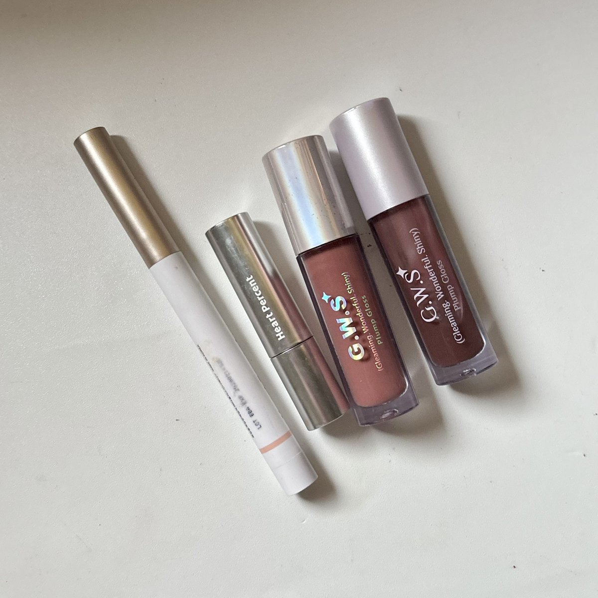 beautiaf's tweet photo. I LOOOVEEEE MUTED BROWN LIPS.🧸🤎

here’s my go-to muted brown lips with juicy &amp; healthy finish. using the same LIP GLOSS from local brand.😉🫶🏻 https://t.co/S6pGy4EbHa