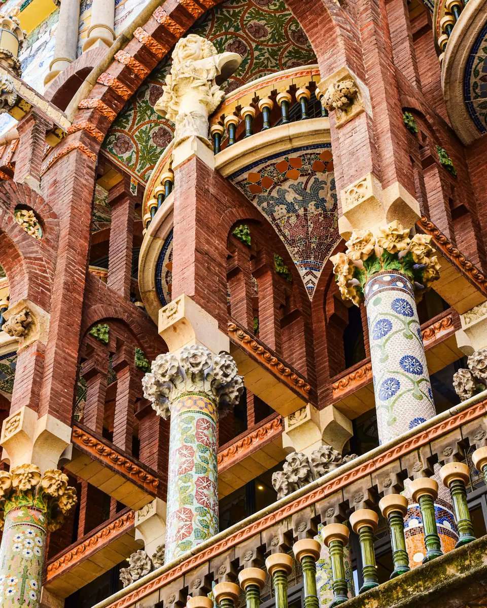 illustrarch's tweet photo. Palau de la Música Catalana by Lluís Domènech i Montaner

#illustrarch #barcelona #artnouveau https://t.co/E6uSloEJfr