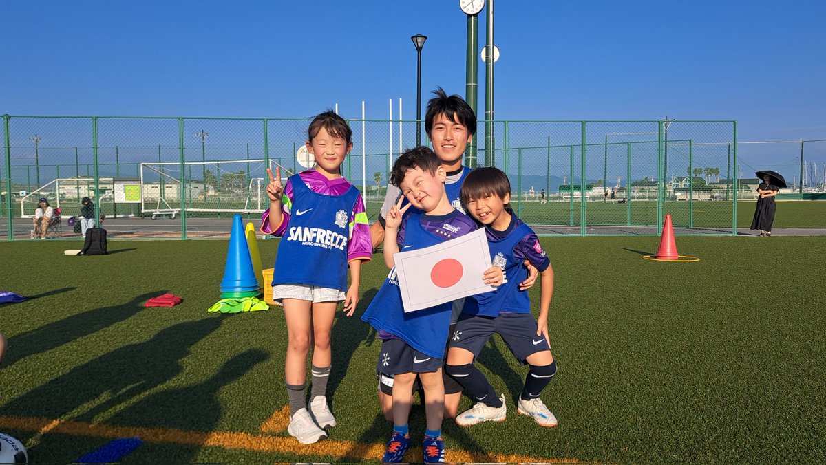 sfc_school's tweet photo. わーるどかっぷって楽しいね！

https://t.co/AtIRqxviIt

#sanfrecce
#サンフレッチェ広島
#サンフレッチェ広島サッカースクール
#サンフレスクール
#fresta https://t.co/WHU6CanDNI