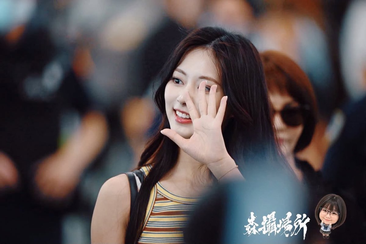 tzuyuglobal0614's tweet photo. 20260702 Tzuyu at Kaohsiung International Airport

https://t.co/79z7fQDBJz

Cr. yuemolisontaiwan

#TZUYU #子瑜 #쯔위  #ツウィ #จื่อวี #TWICE
#KaohsiungBeerRockFestival https://t.co/6zeuTRFi4u