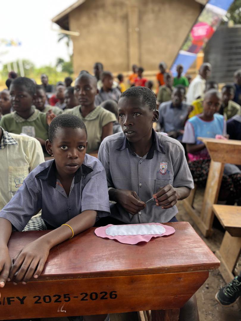 gejjawomen's tweet photo. The more we talk to girls and boys about menstruation, the more the stigma surrounding it loses its grip. This week, together with School for Life Foundation, we were at St. Peter COU Primary School in Buyala, Mityana.
#SafeGirl #MenstrualHealth https://t.co/Qj1MTbDIbm