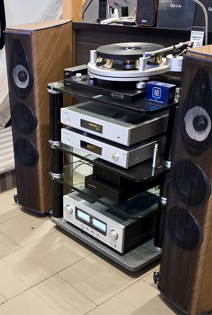 AudioVenue's tweet photo. Sonus faber Olympica G3 III now available to hear at our Maidenhead showroom.
#italianspeakers #audiophile #hifi #hifiberkshire #olympicag3 https://t.co/LP1F9PWLPd