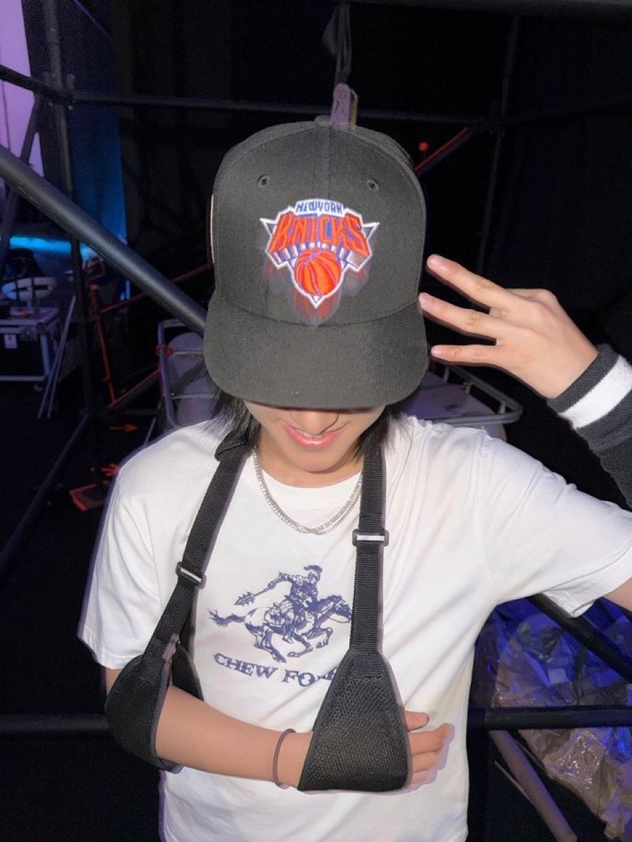 562oyulz's tweet photo. speedy recovery yaa nittt🥺🥺😭💧 https://t.co/FHItMSAGsD