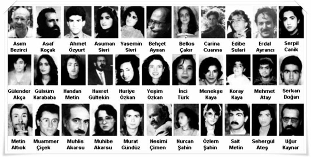 aklinyolu3's tweet photo. 🗓️ 2 Temmuz 1993

Sivas'ta düzenlenen Pir Sultan Abdal Şenlikleri sırasında, radikal İslamcı bir kalabalık grup Madımak Oteli'ni ateşe verdi. Otelde kalan, çoğunluğu Alevi 33 yazar, ozan ve düşünür ile 2 otel çalışanı yanarak ya da dumandan boğularak hayatını kaybetti. https://t.co/ACuNw6Abiu