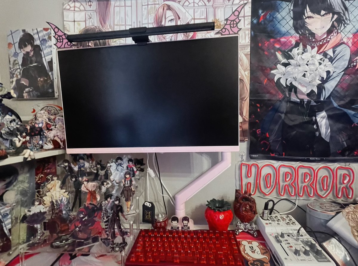ci8w8ib's tweet photo. 29歳の女性の部屋 https://t.co/tBUNLbmZ4F