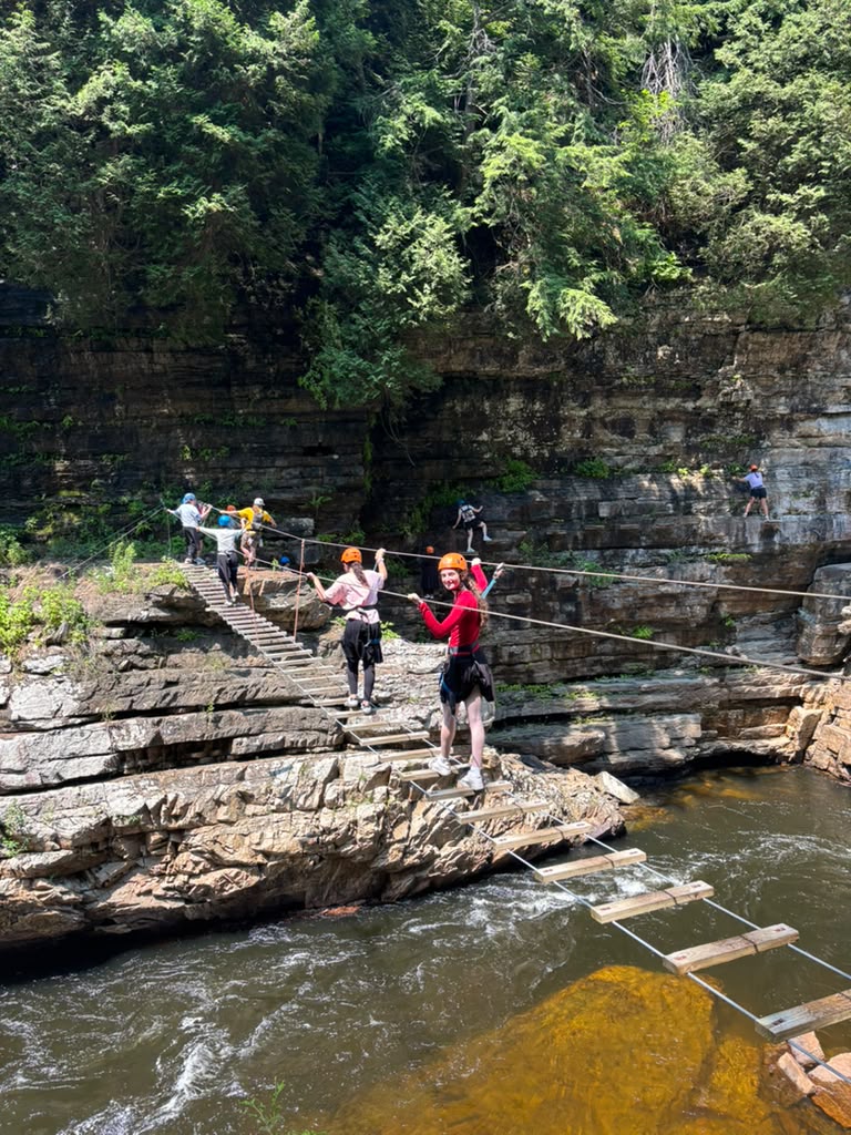 Kars4kids's tweet photo. Graduation isn't the finish line—it's the starting point.

DiscoverU helps young adults prepare for what's next, one unforgettable experience at a time.

Yesterday's adventure at Ausable Chasm challenged campers to climb higher, trust themselves, and cheer each other on.

#Kars4Kids #DiscoverU #TheZone