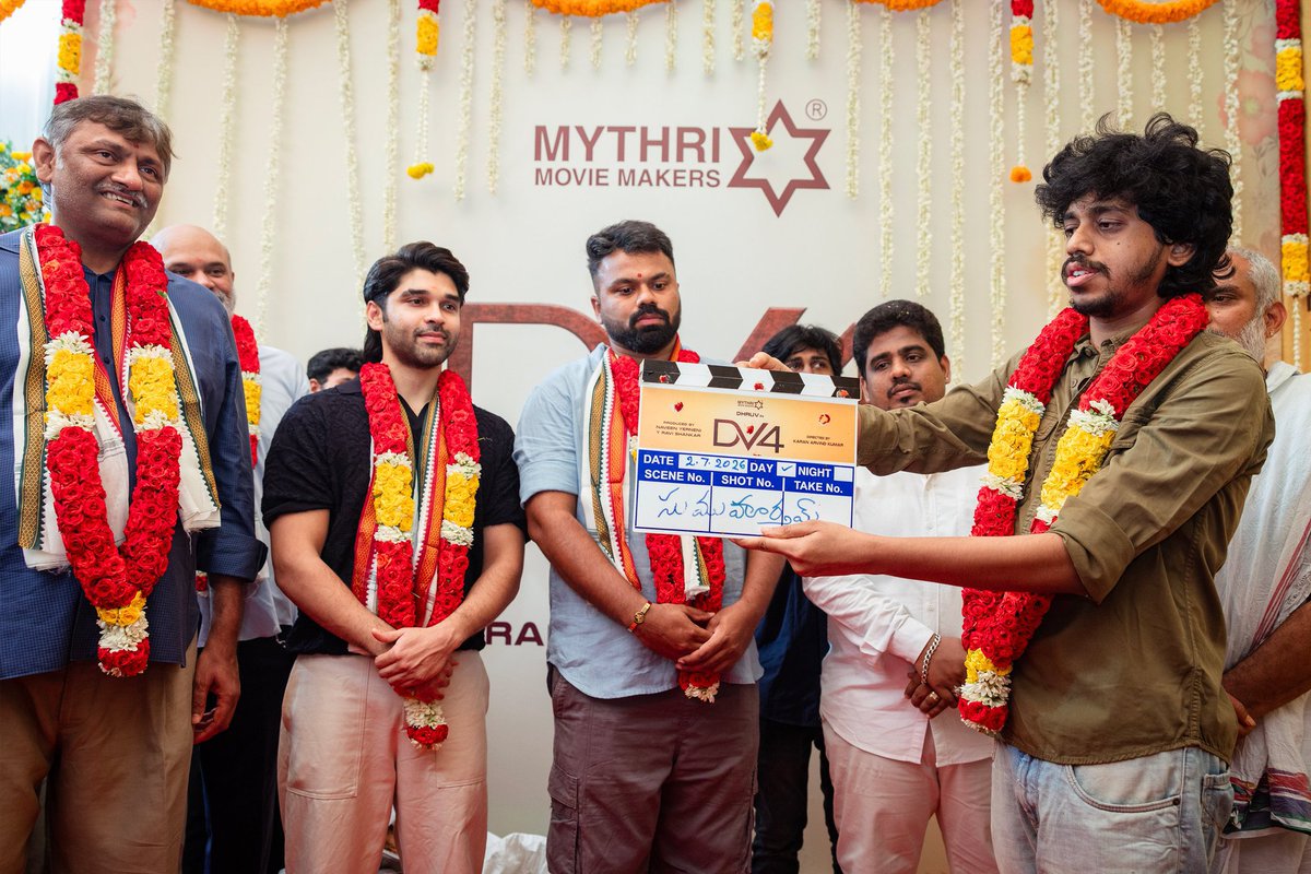 _MovieTamil's tweet photo. OFFICIAL: #MythriMovieMakers announces its 4th Tamil venture! 🎥
#DhruvVikram joins hands with director #KaranArvindKumar for a commercial entertainer.
Produced by Mythri Movie Makers.
💥 A full-fledged commercial entertainer is on the way!
#DV4 https://t.co/KCyVwGUt35