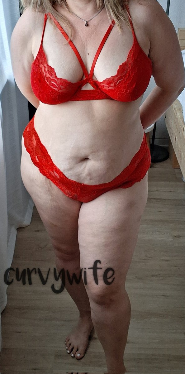 CurvySexyKinky tweet media