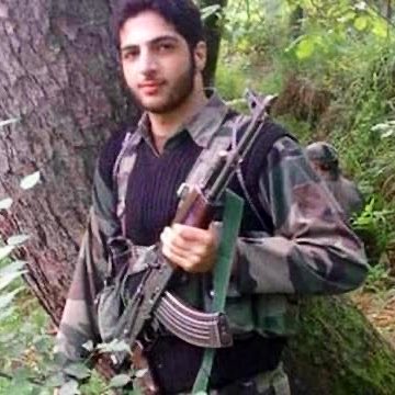 beingRebel9's tweet photo. Tales of Kashmiri Hurriyat,from Indian occupied Kashmir to Azad Jammu.

    Shaheed Hero                     Bhagora Kutta https://t.co/ExXxVcuPey
