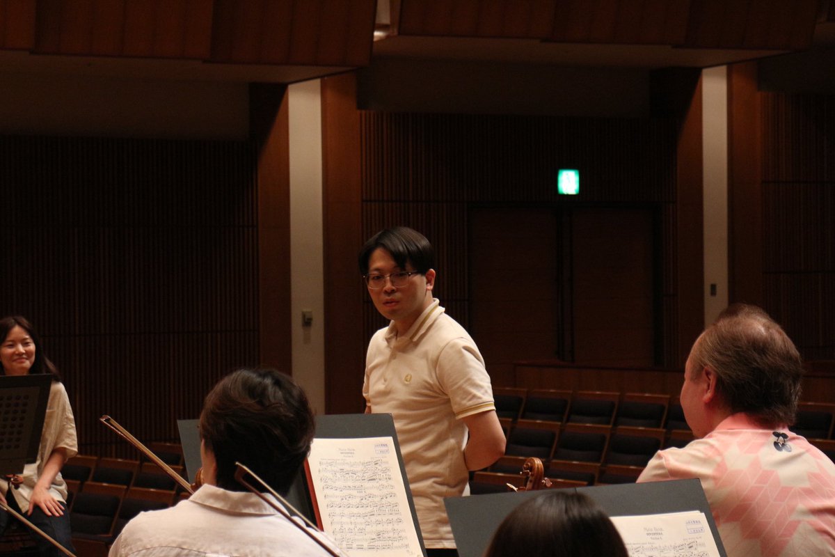 y_symphony's tweet photo. 《楽団員 退団のお知らせ》
コンサートマスター 平澤海里が、6月30日をもって退団しました。
素晴らしい演奏と人柄で、弦セクションの要となり、たくさん山響を支えてこられました。

楽団員・事務局員一同、今後益々のご活躍を心よりお折り申し上げます。 https://t.co/AFGdguq6jZ