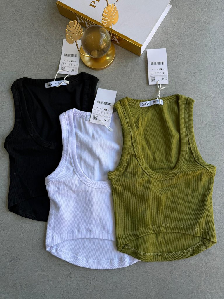 BougeeBabe_'s tweet photo. ~Item Description > Zara Top
~ Price > 28,500 NGN ONLY
~Size Available > S-XXXL ( 6-20 )
~Colors Available > Picture colors
~Top notch Quality 
~Delivery is worldwide 📌
#bougeebabes https://t.co/rafs2ZISKr