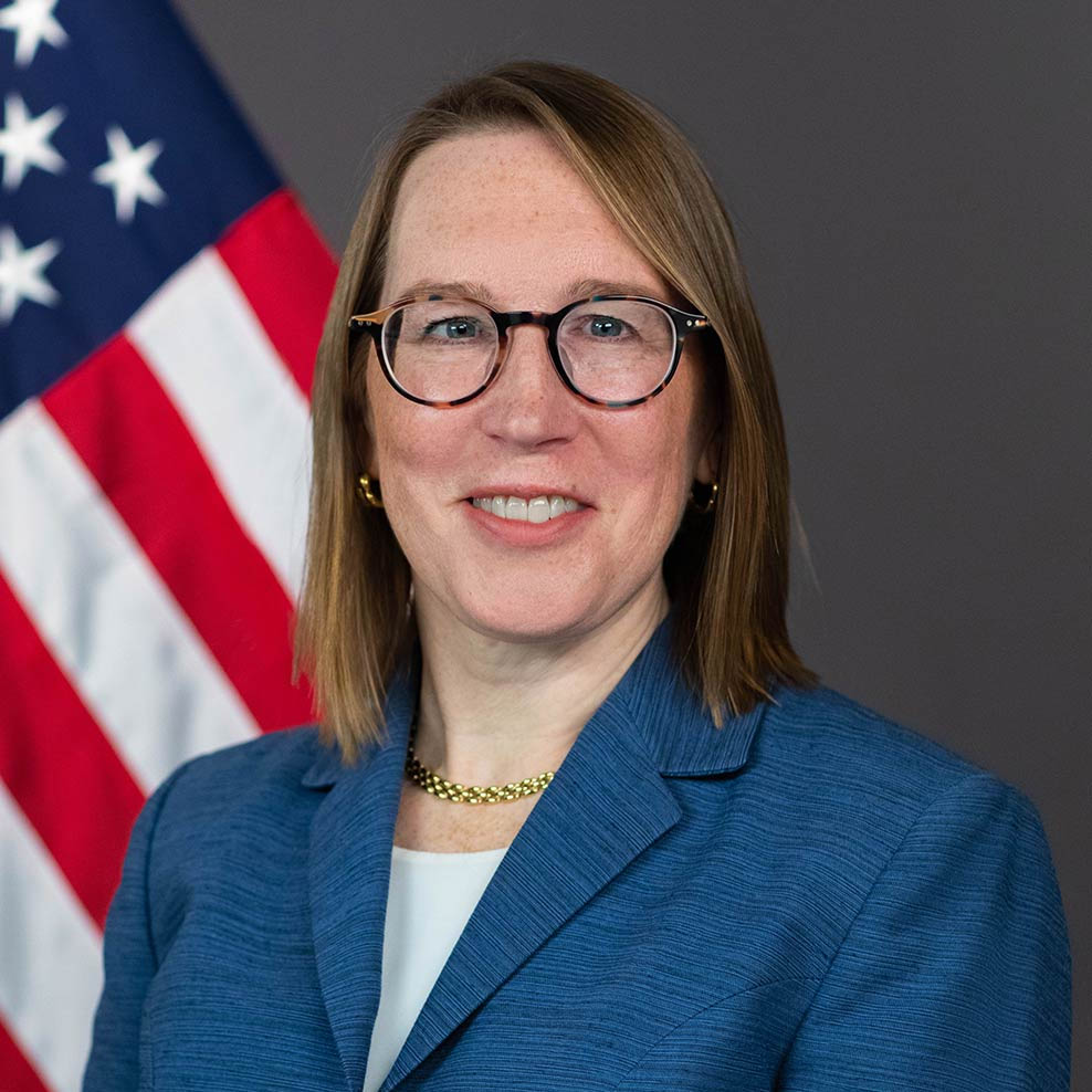 CoinMarketCap's tweet photo. LATEST: ⚡️ SEC Commissioner Hester Peirce says she expects the CLARITY Act to pass this summer. https://t.co/SF8dwS4zmT