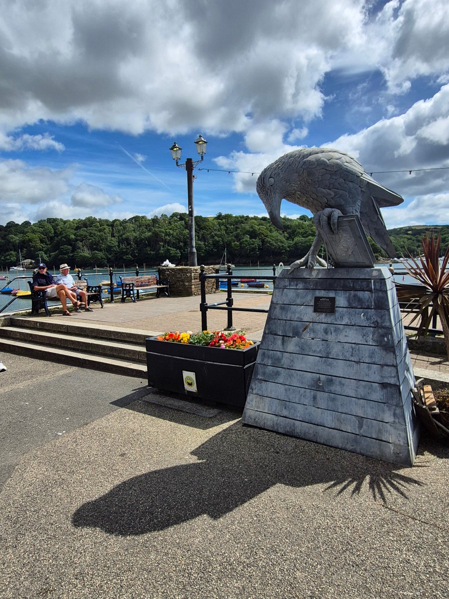 QuayArtPadstow's tweet photo. Yesterday at Fowey  #AWalkAlongTheRiver #SunshineAndClouds #Fowey 
@Westcountry @WendyMounce @Cornwall_Coast
@Devon_Cornwall @iloveukcoast @Intocornwall
@ILoveCornwallUK @Cornishreview @Cornish_Review https://t.co/zO7OYBRx41
