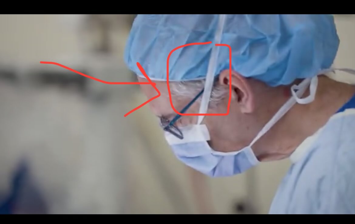 JoRappard's tweet photo. @neuralink @pocusmeded How not to wear scrubs…. https://t.co/tFF2Y9ptJS