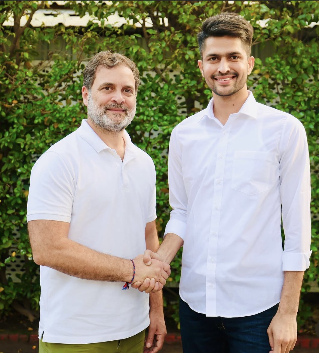RaeesINC's tweet photo. लोकप्रिय युवा नेता राजस्थान विश्वविद्यालय के पूर्व छात्र अधियक्ष श्री निर्मल चौधरी जी को जन्मदिन की बहुत बहुत बधाई।
मैं आपके अच्छे स्वास्थ्य और लंबी उम्र की दुआ करता हूँ।
@NirmlChoudhary https://t.co/8l1baFiRrK