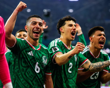 yunara1champp's tweet photo. Never doubt the passion. Mexico moves on, and the energy is unmatched right now. 🇲🇽✨ Ready for the next round—just submitted my forecast on BingX EventX. Who's stepping up for us next game? 🎯 #BingXEventX #BingXMexico https://t.co/aaECORbwtf