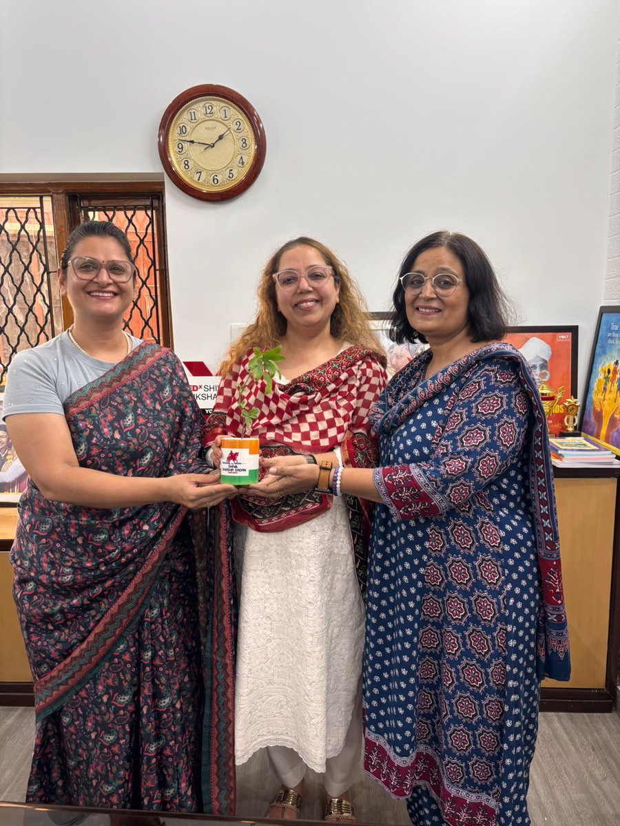 Shivashikshasa3's tweet photo. *#Train the Trainers*– A day of learning, inspiration and professional growth! Our dedicated teachers participated in engaging Mathematics and Language Enrichment workshops led by Mr. Harish Sachdeva, Mr. Mehndi Hassan, and Ms. Vineeta Sareen.
#Education
#SchoolLife #Sonipat https://t.co/TAfRqxUsTH