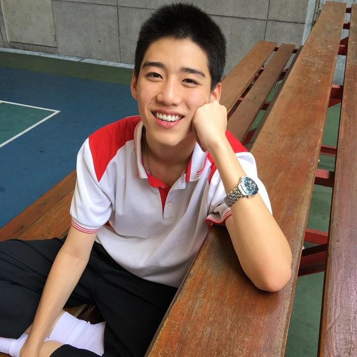 sakuwakii's tweet photo. cute boy thailand
ยอดฟอลไอจีหลักแสน มีชื่อแฟนคลับ มีแฟนเบส มีคนตามถ่ายรูป ตั้งแต่ยังไม่มีผลงาน ตัวท้อปอัสสัมชัญ https://t.co/0BrGtjUHDb