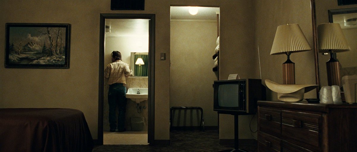 filmfr4me's tweet photo. No County for Old Men (2007)
Director: Coen Brothers https://t.co/o2y7ntS3jO