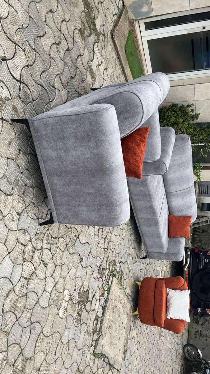 mmeuble26's tweet photo. Salon 5 places + Fauteuil 
330.000F

Commandez dm ou 📞: 655098166 (WhatsApp)
📍Douala (livraison et expédition) https://t.co/4rsXOsDUfY
