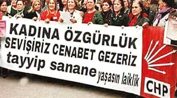 24edebali24's tweet photo. Resmi Gazete'de yayımlandı  ingiliz oğlanı özgür özel bey istedi  #perşembe  habercidir günaydınlar ingiliz oğlanı özgür  yeni parti kuracakmış ad arıyormuş kolayı var elinizdekini  kullanın hırsız cenabet hovardalar partisi HCHP altı ok yokyok lenin resmide koy oldu bitti https://t.co/ebZLsNVzGk