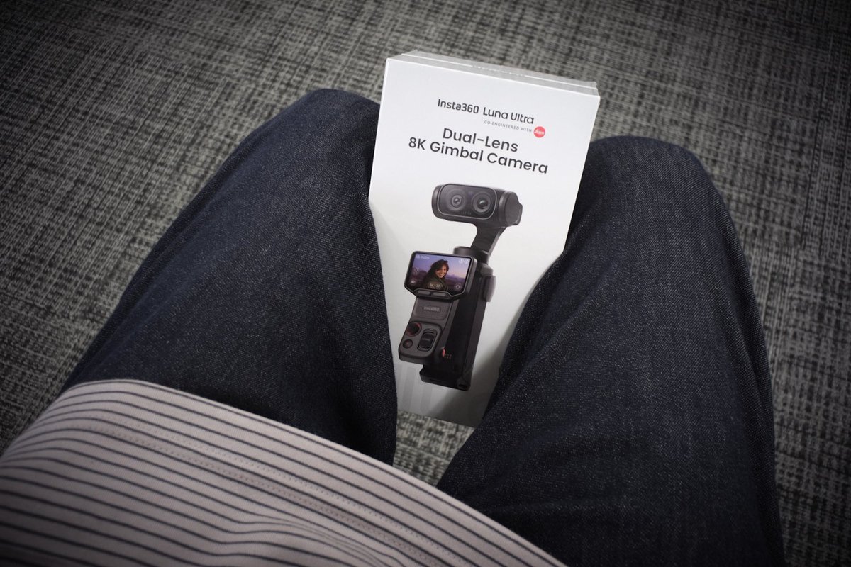 xlispxvr's tweet photo. やっぱり買っちゃった^^
機材重量が激減するので実質無料です！

webサイト用のコンテンツならこれで問題ないのでいい買い物。
#Insta360LunaUltra https://t.co/bK6o8BlJfn