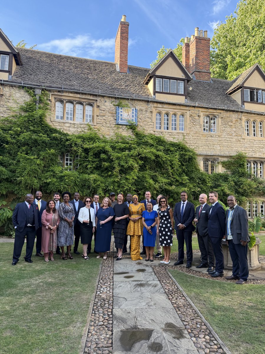 AbdisalamHumbul's tweet photo. I am delighted to have completed the Executive Public Leaders Programme at the Blavatnik School of Government, University of Oxford.

The programme brought together senior public leaders from across the world to explore one central question: how can governments lead more effectively in an increasingly complex, uncertain, and rapidly changing world?

Through intellectually rigorous discussions and highly practical learning, we examined some of the most pressing issues confronting today’s public leaders, including governing in times of change, political morality, strengthening public institutions, integrity in public life, decision-making under pressure, relationships between politicians and career officials, cyber risk and technology leadership, responsible adoption of artificial intelligence, strategic negotiation in the public interest, and the power of narratives in shaping public trust and policy outcomes.

What distinguished the programme was its practical orientation. Real-world case studies, interactive simulations, peer learning, individual coaching, and collaborative problem-solving ensured that every session translated into actionable leadership insights.

Equally valuable was the opportunity to engage with an exceptional cohort of senior leaders from diverse countries, sectors, and institutions. Learning from one another’s experiences reinforced that, despite differing contexts, many of the challenges facing public leaders are shared—and so too are the opportunities to innovate, collaborate, and strengthen public service.

I leave Oxford with renewed perspectives, stronger leadership capabilities, and an expanded global network. My sincere appreciation to the faculty, programme team, and fellow participants for an enriching and inspiring experience.

The real value of leadership programmes is measured not by the certificate received, but by how the lessons learned are translated into better institutions, better decisions, and better outcomes for the people we serve.