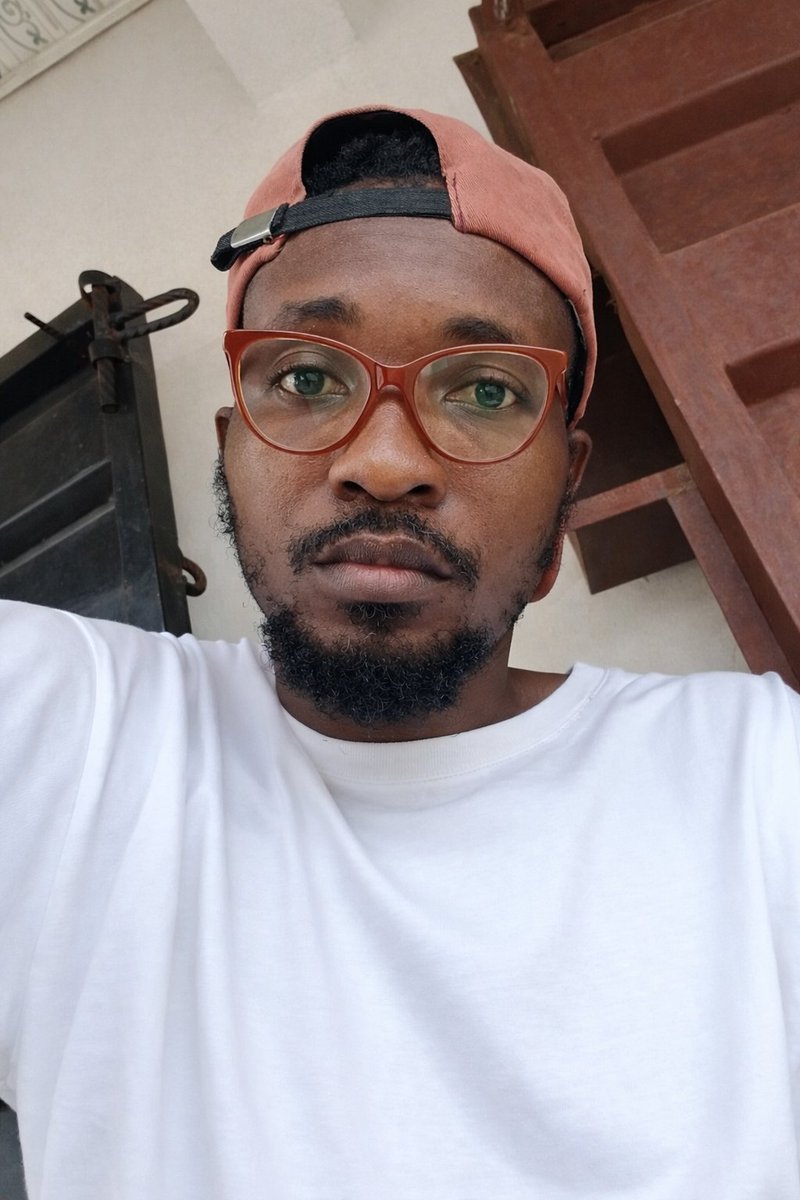 Emeka_Neil's tweet photo. Simple look. Clear mind. Big goals https://t.co/sYrUGtC1TX