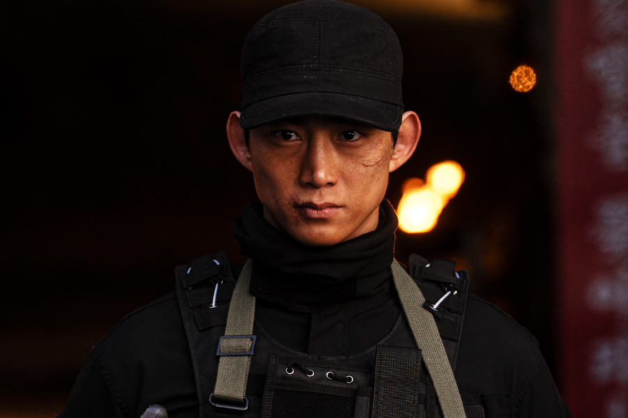 soompi's tweet photo. #Taecyeon Is An Elite Operative With A Past Connection To So Ji Sub In "#AgentKimReactivated"
https://t.co/aIkEeTcNN5 https://t.co/xTJUP5iBmP