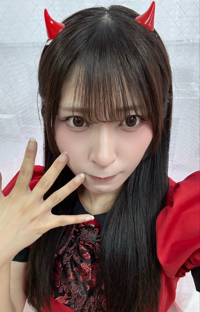 itouito_rikyu's tweet photo. おにいんです👹❕
明日から連休に入るから会いに来てくれると嬉しいです☺️🤍
鬼退治お待ちしてます❣️ https://t.co/OtLUlvu1pq