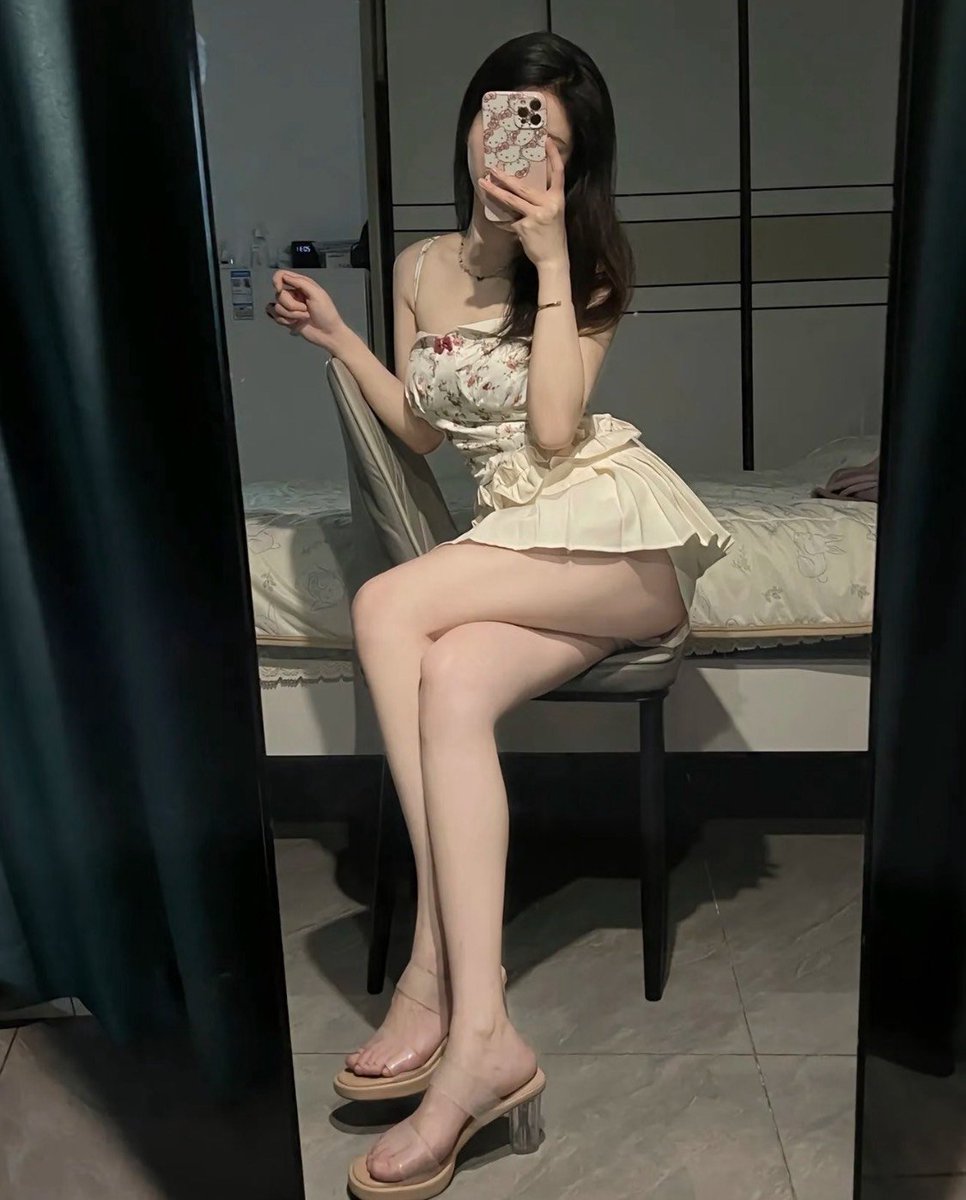 BanbinkeongBan's tweet photo. 人不一定很漂亮，但床上技术一定要好，这样才能留的男人👨🏻是吧 

#马来西亚 #新加坡约炮 
#新加坡学生妹 #马来西亚约炮 https://t.co/82kGoPIK4V
