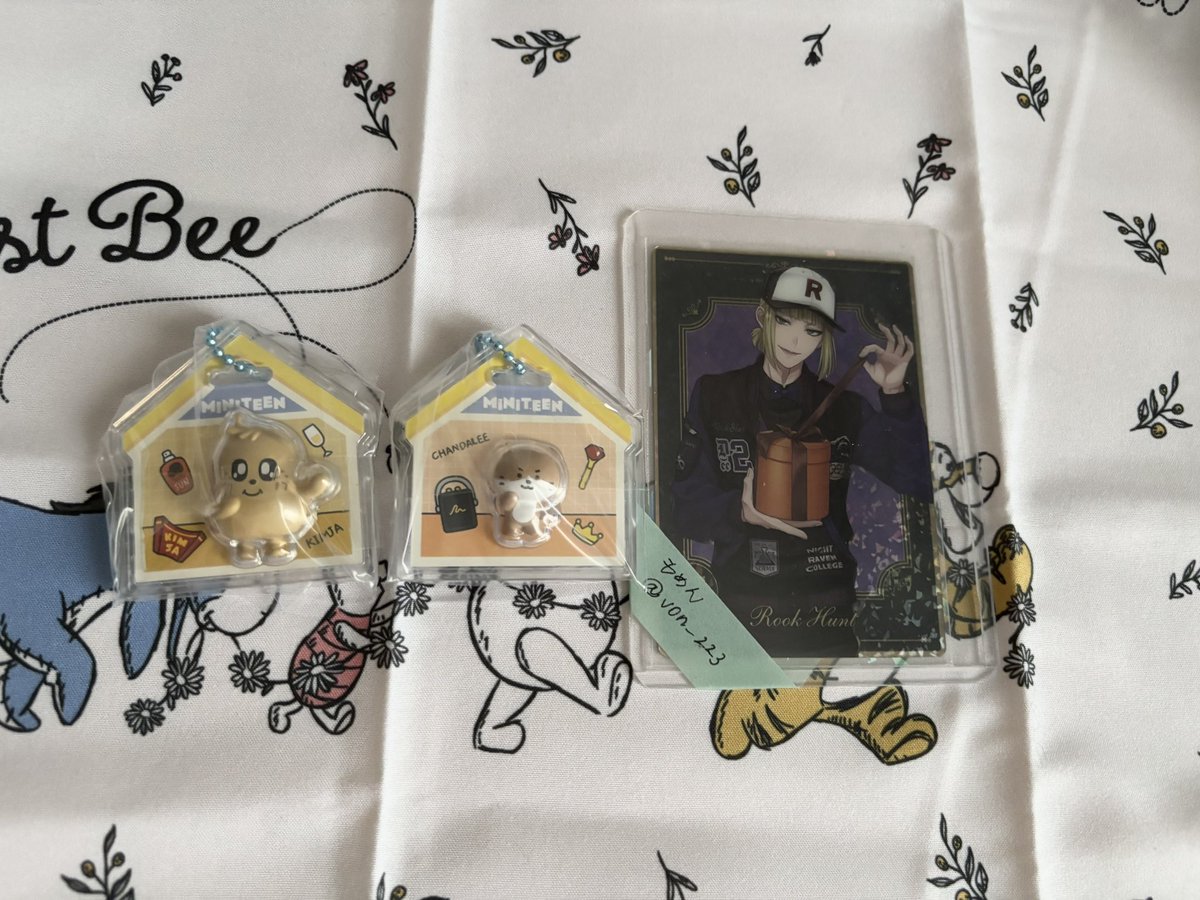 von_223's tweet photo. SEVENTEEN セブチ MINITEEN ミニティーン パッケージチャーム グミ 交換

譲　ミンギュ（キムジャ）、ディノ（チャンダリ）

求　バーノン（ノンバー）

郵送希望📮まとめての方優先
気軽にお声がけください https://t.co/HlhTmbGInz