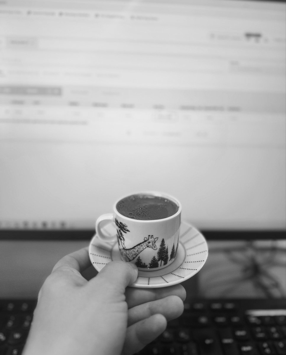 tbeksgl's tweet photo. Vaktidir☕️ https://t.co/EsUZ0C8v91