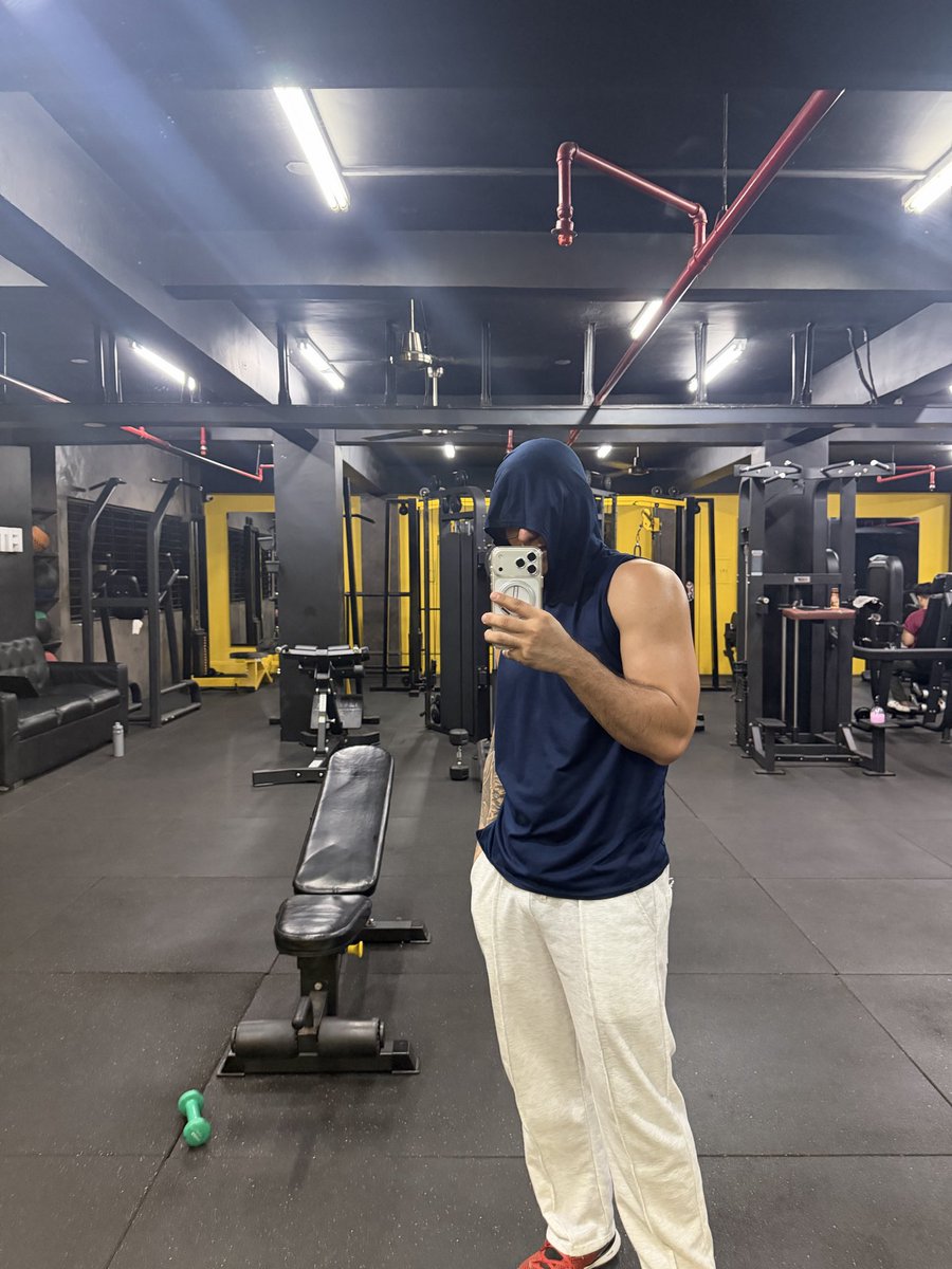 paalinlang's tweet photo. 💪🏻💪🏻💪🏻 https://t.co/2DCrjXOjcN