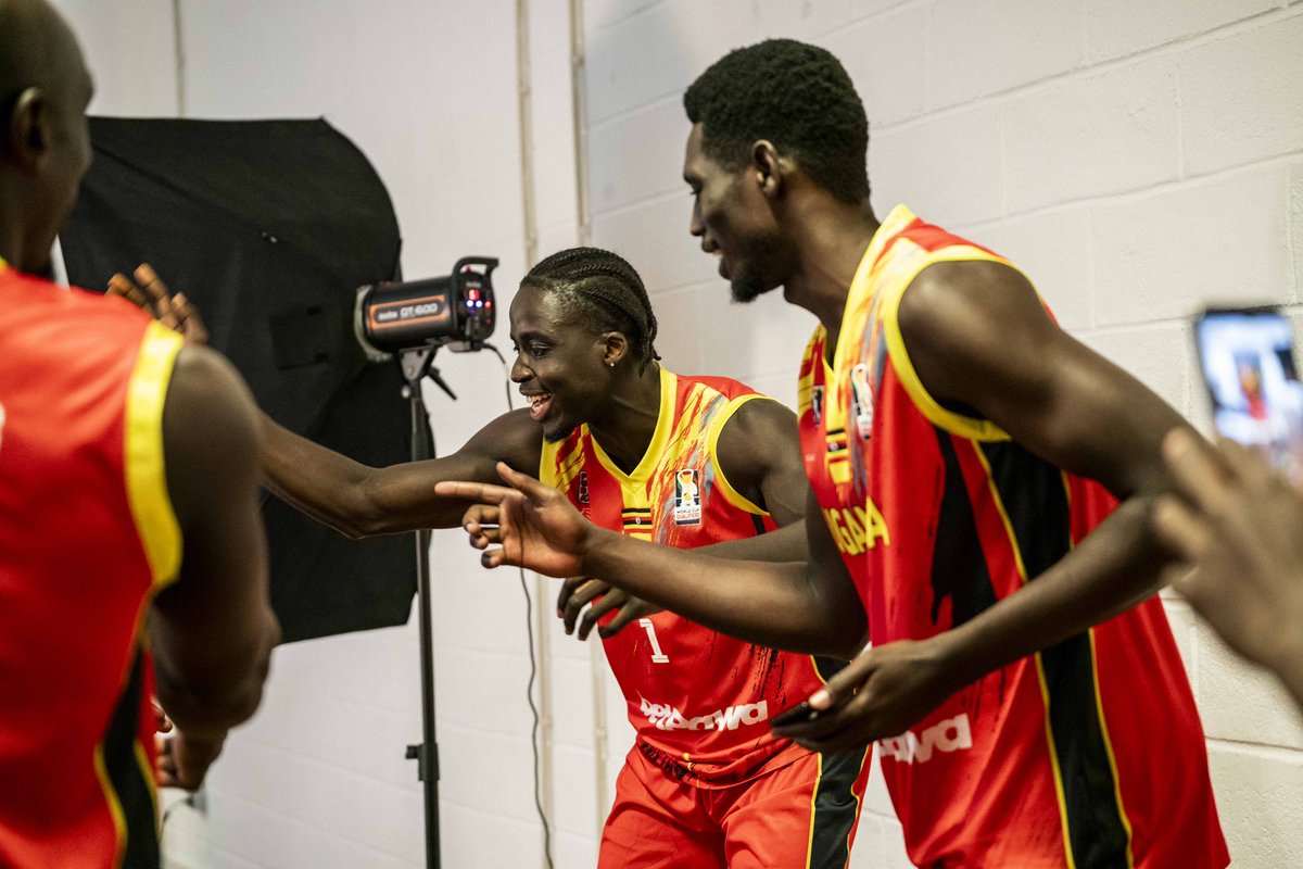 dailyangola's tweet photo. If we are ready for the spotlight, we are ready for the Challenge too.
MEDIA DAY
#Silverbacks #ForUganda #Fiba https://t.co/S6sKCDIrDz