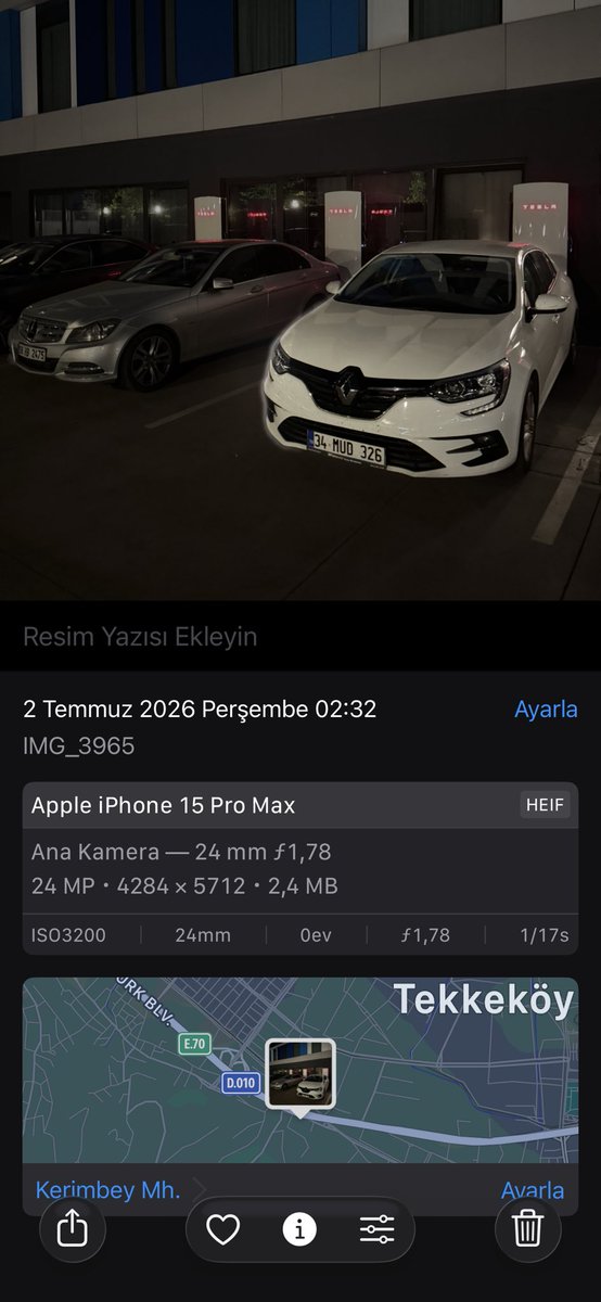 samicankls's tweet photo. At the Hampton By Hilton Samsun hotel, access to charging stations is being blocked by allowing vehicles to be parked in front of the Tesla Supercharger stations, thus using the area as a parking lot.
@Tesla  @teslaeurope  @TeslaCharging  @HiltonHotels  @HamptonByHilton https://t.co/ATlpqMoTKR