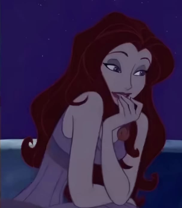 reminiscinbby's tweet photo. meg with her hair down is so pretty https://t.co/bZ2gWmkfBw