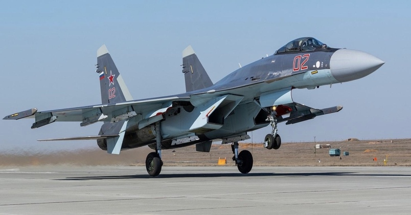 MilitaryWatchM's tweet photo. Russia’s Largest Fighter Factory Has Completed 20 Su-35 Fighters For Iran: Ten More to Finish Production By Year’s End

The Russian Komsomolsk-on-Amur Aviation Plant has complete the production of 20 Su-35 fighter aircraft ordered by the Iranian Air...https://t.co/pSXRiYzDlH https://t.co/rQ2WQTq8Zb