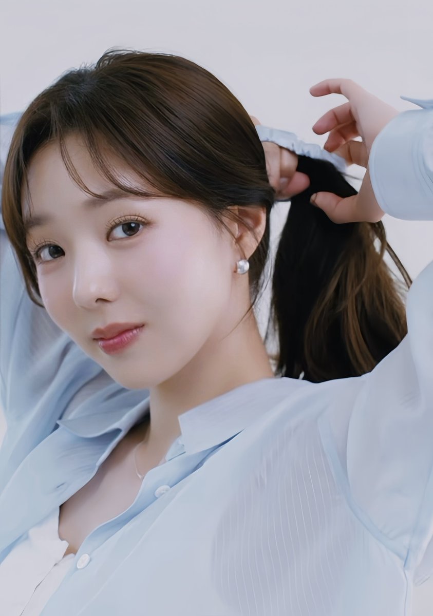 soobincbae's tweet photo. My beautiful wives 🥹 The version of her I carried in my heart finally found its way to reality…

#채수빈 #ChaeSooBin #FlowersAreBait https://t.co/r22HCAJIab