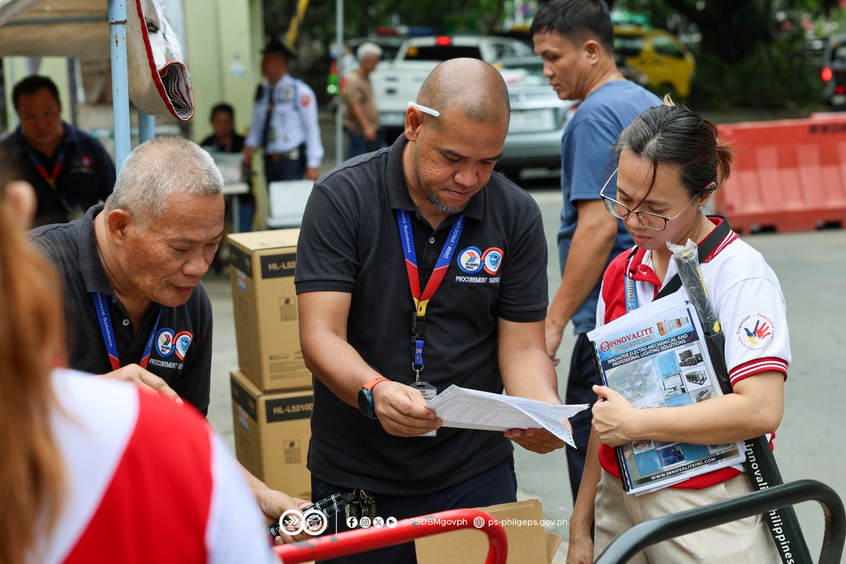 PSDBMgovph's tweet photo. #PStory: Ang pinagsama-samang lakas at pagtutulungan ay nagsisilbing puwersang nagtutulak sa patuloy na pag-angat ng serbisyo publiko. https://t.co/36CPbueesM