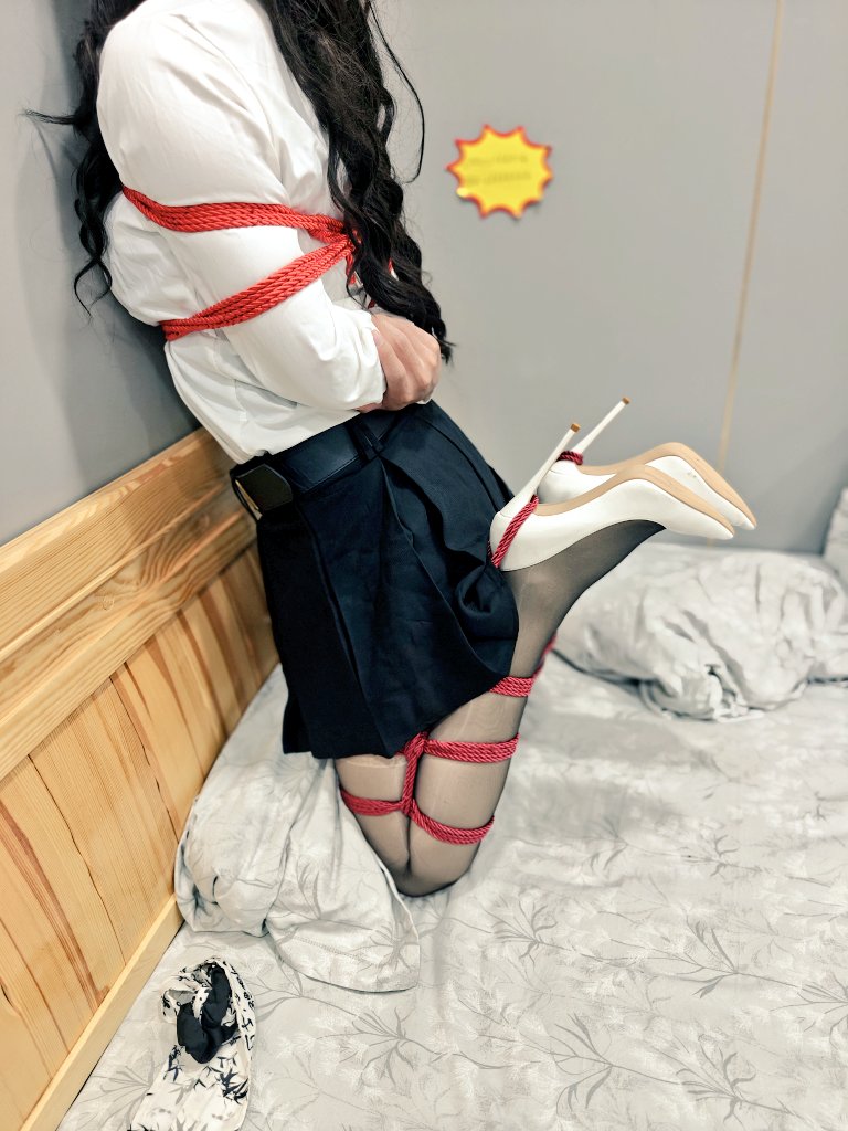 lemonssmm's tweet photo. 日式M腿
#捆绑#绳艺 https://t.co/5txoLvSoBf