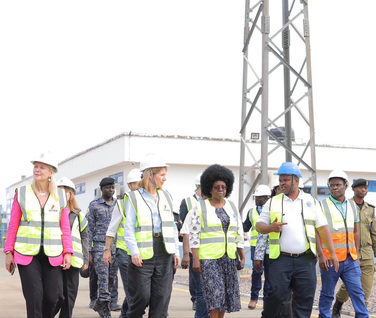 uetcl's tweet photo. 📍 Mbarara | We're live at the groundbreaking ceremony of the Amari Power Transmission Project.
Our distinguished guests, led by the Hon. Minister of Energy & Mineral Development, Dr. Monica Musenero and the United Kingdom’s Minister of State (International Development and Africa),The Rt. Hon. Baroness Chapman of Darlington have arrived, and the ceremony is officially underway.
Follow this thread for live updates.