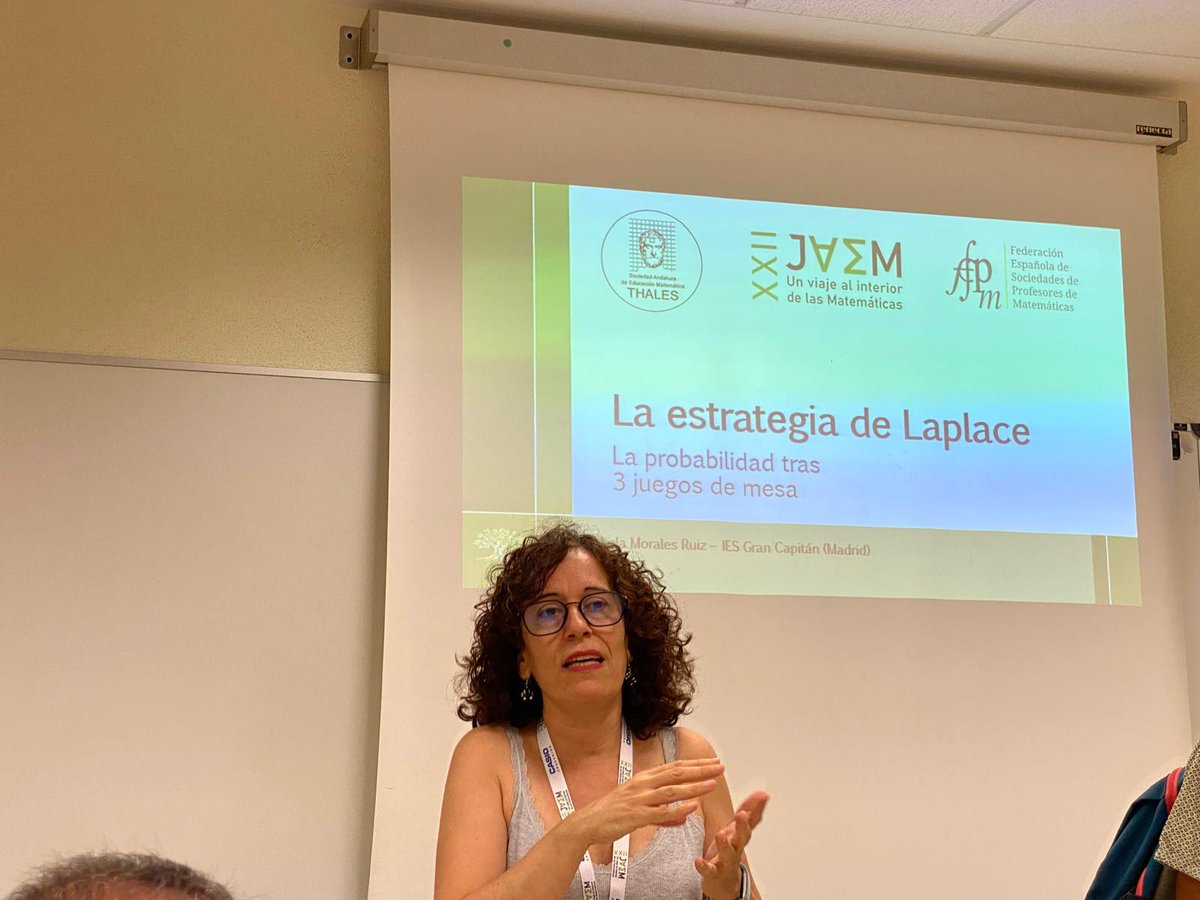 PCT_Mates_CYL's tweet photo. #JAEM Taller de Lola Morales @lolamenting, donde utilizamos juegos de mesa para trabajar la probabilidad en el aula. https://t.co/8oMuMBbTrY