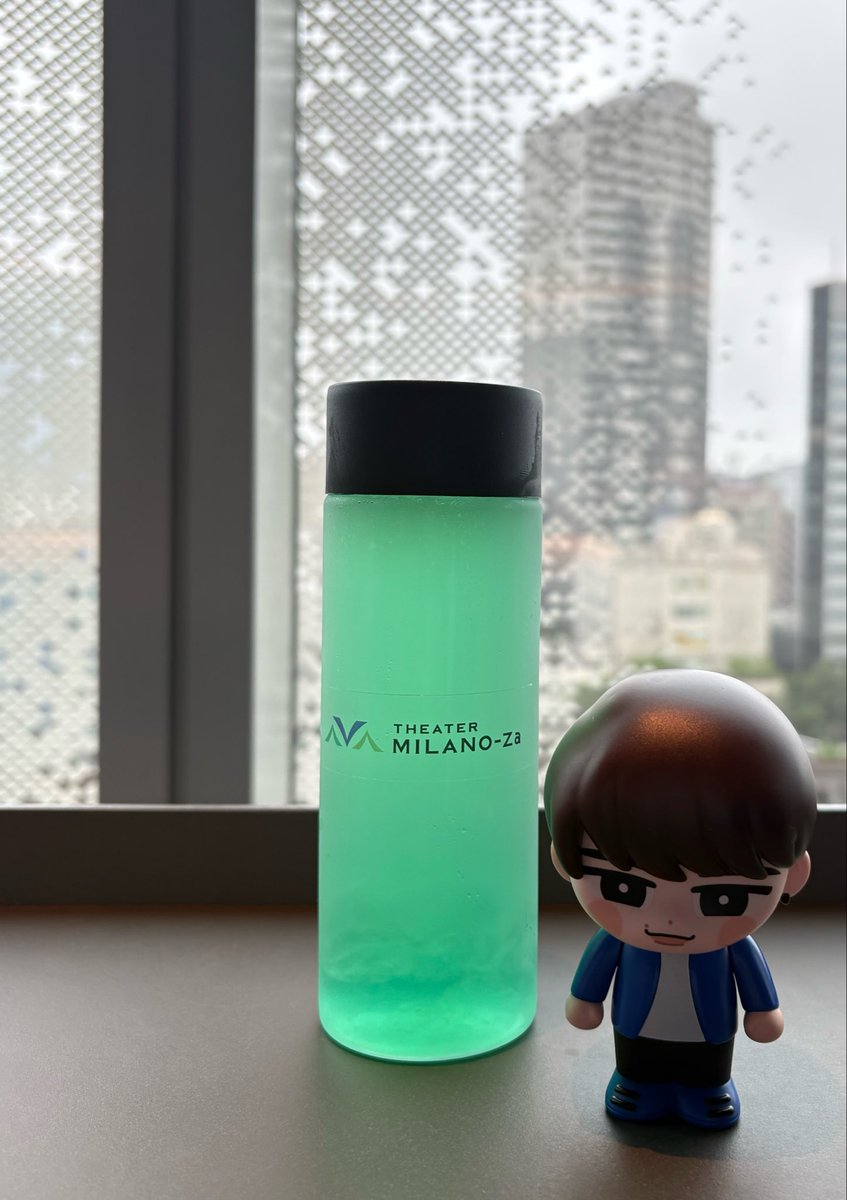SnowchocoMaru's tweet photo. しょっぴーに会えました🙏🏻

ピーターパン↔︎しょっぴー
行ったり来たり
コロコロ変わる表情に
自分の感情も
ネバーランド↔︎推しに会えたヲタクで
大忙し💙

めちゃくちゃかっこよかった！
汗も美しかった✨
一生推す🥹
尊敬しています！
笑顔が最高！

素敵な物語を見せてくれて
本当にありがとう！ https://t.co/pApnmdeO4t