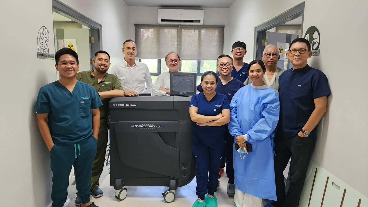 quanta_system's tweet photo. #QuantaSurgicalTrainingLab🚀
👨⚕️Thanks to Dr. @iamdockarl
🏥Veterans Memorial Medical Center, Quezon City, Philippines 🇵🇭
🩺#HoLEP cases with #CyberHo with #QuantaMagnetoTechnology🧲 & #CyberBlade
👥Doctors from 🇵🇭
#UrologyInnovation #QuantaSystem #BeQuanta https://t.co/IDFKT9Jt9u