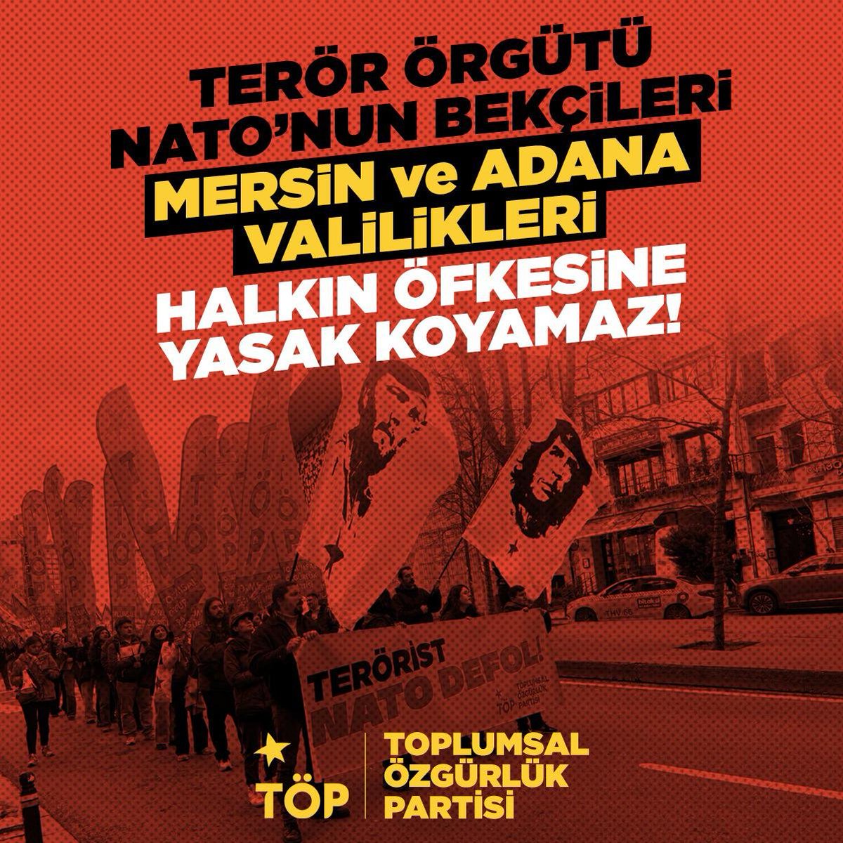 Toplumsal_ozgr's tweet photo. Ankara’da gerçekleştirilecek emperyalizmin savaş aygıtı NATO’nun zirvesi öncesinde, Mersin ve Adana Valilikleri eliyle ilan edilen eylem ve etkinlik yasakları HÜKÜMSÜZDÜR!
Katiller sürüsü NATO’yu korumak, emperyalistlerin uşaklığını yapmak için sokakları halka kapatmaya çalışanlar iyi bilsin: Ne yasaklarınız ne de polis barikatlarınız işçilerin, emekçilerin ve ezilenlerin öfkesini engelleyebilir!
Mersin ve Adana Valilikleri, terör örgütü NATO'nun bekçiliğine soyunmayı bıraksın. Bizler ne emperyalizme ne de onun yerli işbirlikçilerinin yasaklarına boyun eğmeyeceğiz. Emperyalist savaş örgütlerine karşı sesimizi her sokakta yükseltmeye devam edeceğiz!