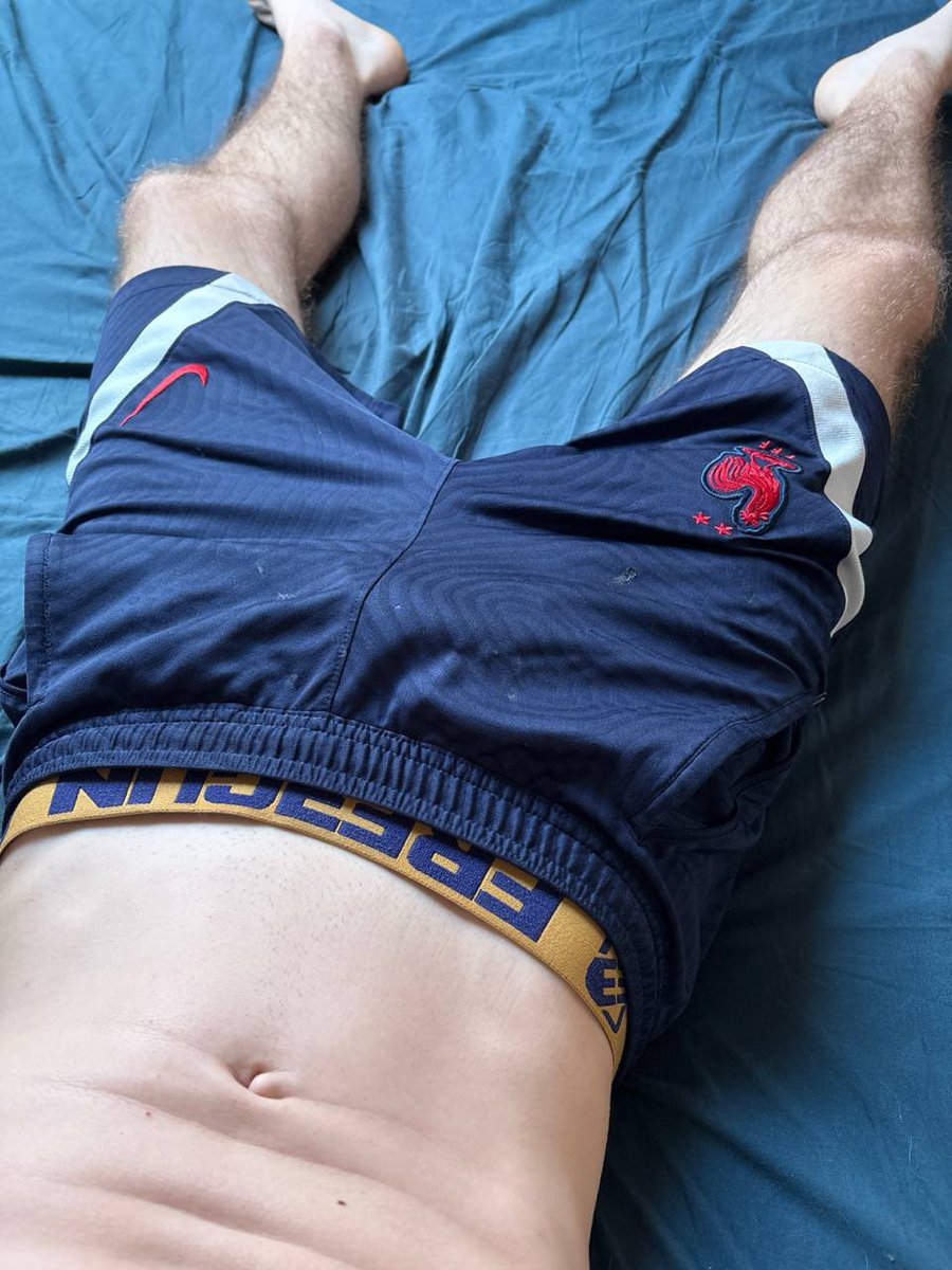 bkiffeur's tweet photo. La queue toujours à la main 🥵😏 https://t.co/VtJspKG5XP